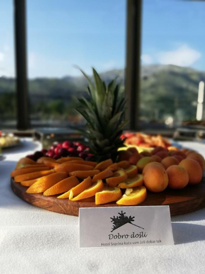 Hotel Snjezna Kuca - Nature Park Of Bosnia Herzegovina Padezina Bagian luar foto