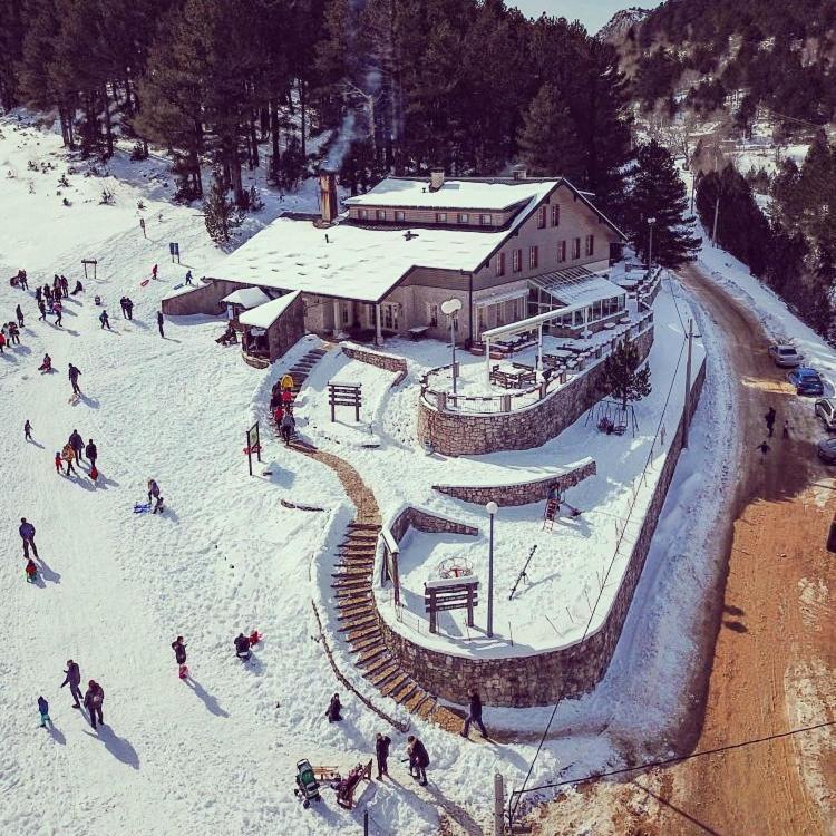 Hotel Snjezna Kuca - Nature Park Of Bosnia Herzegovina Padezina Bagian luar foto